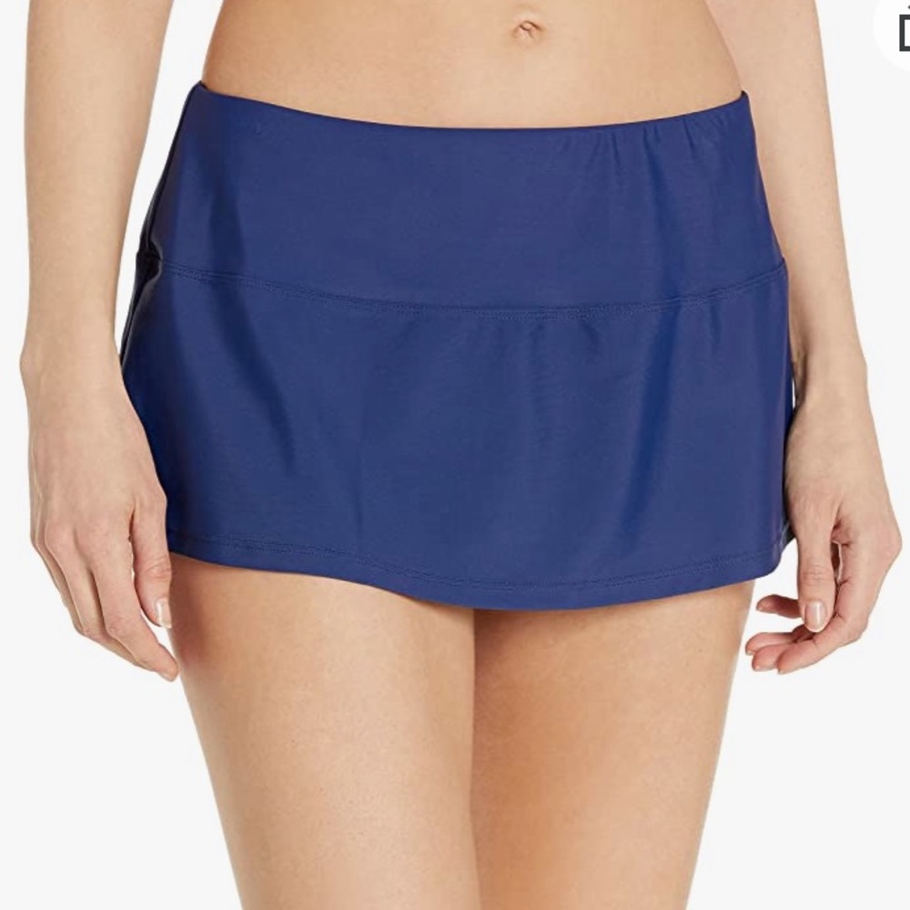 NWT Chaps skirted hipster bottoms. Size 16.